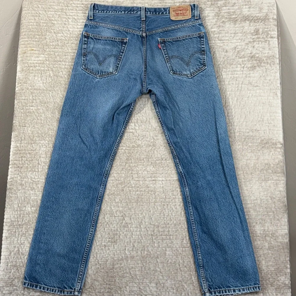 Vintage Levi's 505 Regular‎ Fit Jeans Men's Blue Denim W33 L32